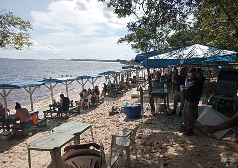 Restaurantes e flutuante são fechados durante fiscalização no Amazonas