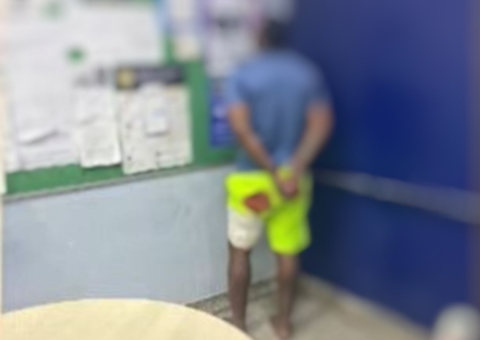 Homem é baleado após fugir de blitz e ser pego com arma falsa em Manaus