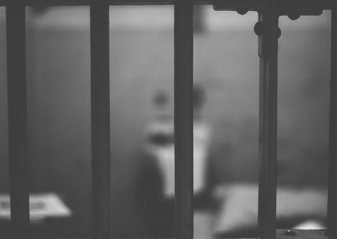 Homem é preso em Manaus ao ser flagrado com armas, drogas e colete à prova de balas