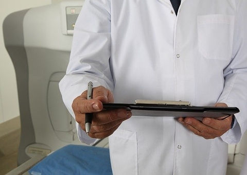 Mais da metade dos internados em UTI tem menos de 60 anos, aponta Fiocruz