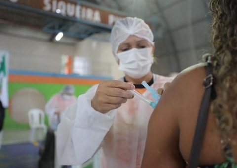 Amazonas já aplicou 3.350.957 doses de vacina contra Covid até esta quinta