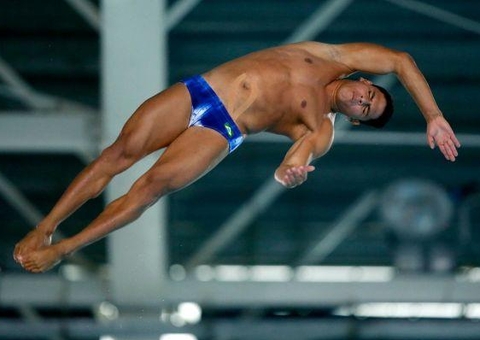 Futebol e capoeira levam Kawan Pereira à semi dos saltos ornamentais nas Olimpíadas