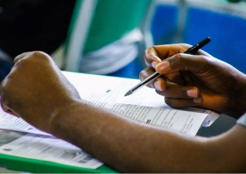 Concurso oferece mais de 700 vagas com salário de até R$ 15 mil no Amazonas