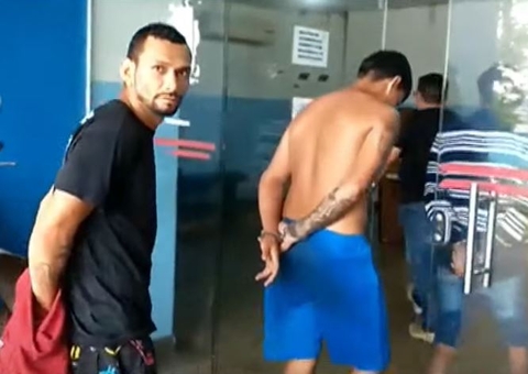 Trio é preso após fazer família refém e ameaçar queimar homem vivo no Amazonas