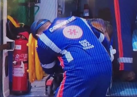 Idosa passal mal em fila no centro de testagem e é socorrida pelo Samu em Manaus