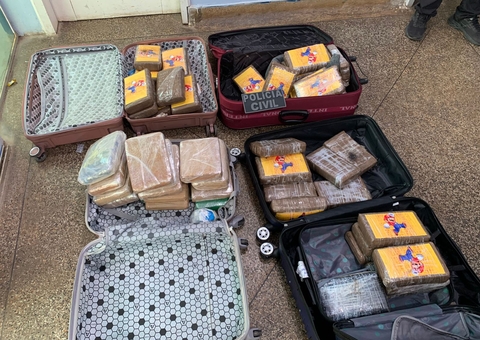 Grupo é preso ao tentar embarcar com 52 kg de drogas no porto de Maraã