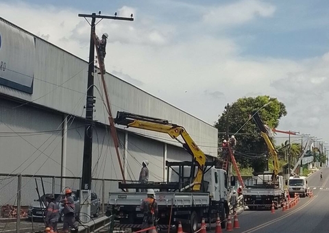 Cinco bairros ficam sem energia no feriado desta quarta-feira em Manaus