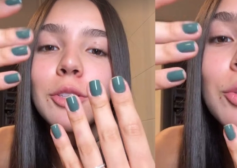 Após notícia de suposto término com Benício Huck, Duda Guerra volta a exibir aliança