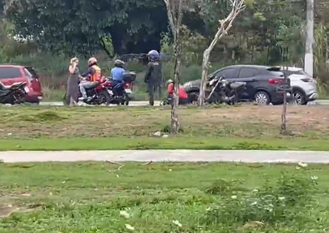 Acidente na Avenida das Torres deixa motociclista ferido em Manaus