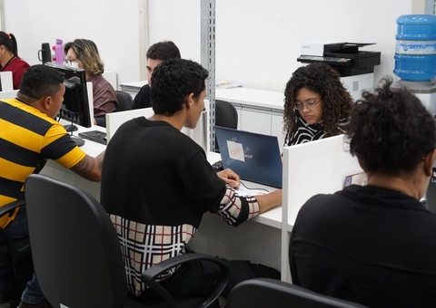 Pedreiro e mais: veja as 79 vagas de emprego do Sine Amazonas para esta terça