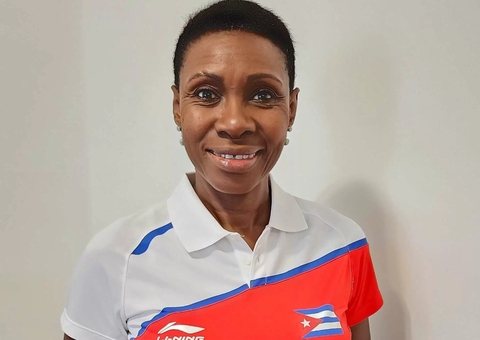 Algoz da seleção, Mireya Luis se torna amiga de rivais brasileiras e as chama para Cuba