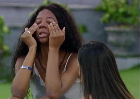 Juliette e Camilla discutem por religião e influenciadora cai no choro