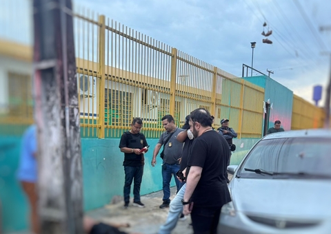 Homem é executado com 6 tiros na frente de escola na Compensa