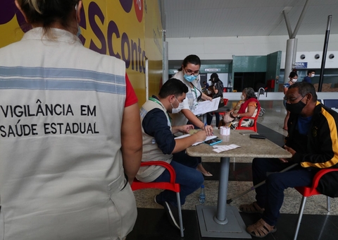 Quase 3 mil passageiros que chegaram a Manaus foram testados contra covid