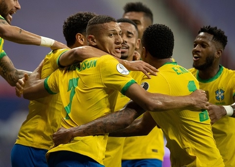 Copa América: Brasil marca 2 gols e amplia vantagem contra Venezuela
