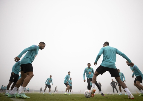 Brasil e Colômbia disputam hoje liderança da Copa América