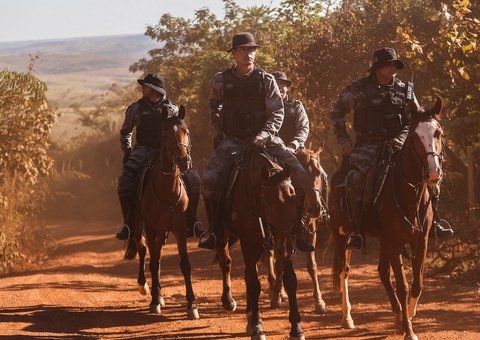 Serial Killer Lázaro consegue fugir novamente após tiroteio; cão acha pano ensanguentado