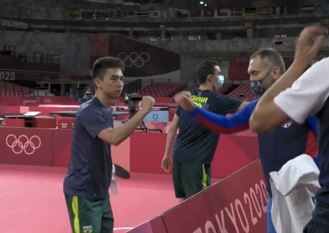 Brasil vence Sérvia e avança às quartas no tênis de mesa por equipes masculino