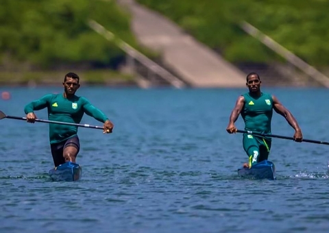 Isaquias Queiroz e Godman vencem prova C2 e avançam para semifinal da canoagem