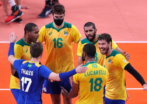 Vôlei: Brasil perde para Rússia e fica fora da final pela 1ª vez desde 2000