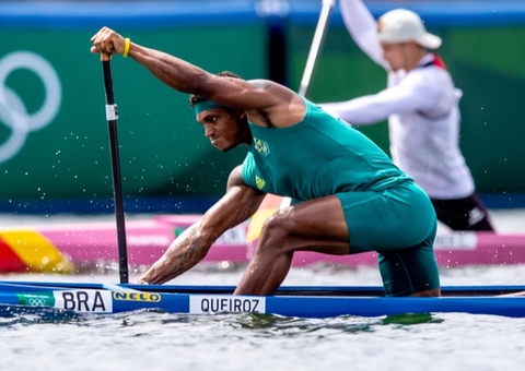 Isaquias é o mais rápido na semi da Canoagem e vai à disputa pelo ouro na final