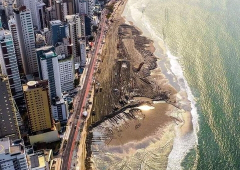Balneário Camboriú triplica faixa de areia engolida por construções à beira-mar
