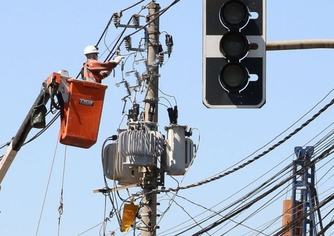 Saiba onde deve faltar energia neste sábado em Manaus
