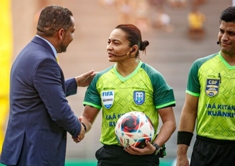 Árbitra Fifa, Edina Alves Batista apita a final da Copa Floresta