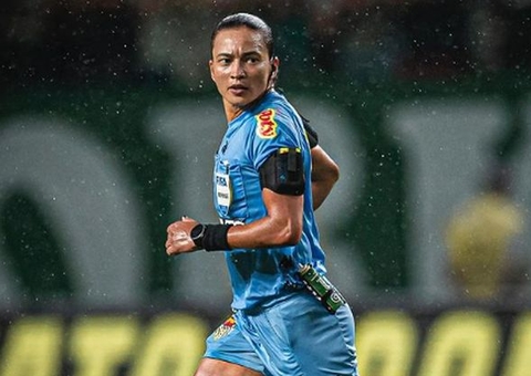 'Campo de jogo não é igreja', diz árbitra sobre atitudes de Abel e Carpini