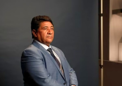 Presidente da CBF diz que não contatou Mano e Guardiola