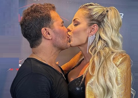 Eduardo Costa se casa com Mariana Polastreli em cerimônia intimista