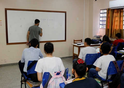 Processo seletivo vai abrir mais de 3,6 mil vagas para professores no Amazonas