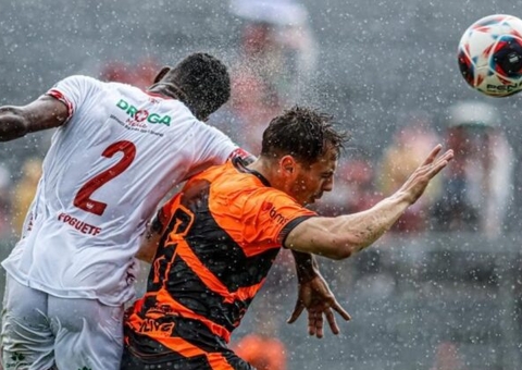 Mesmo com empate, Princesa do Solimões segue líder do Barezão