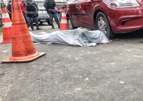 Pedreiro morto após sair para comprar sandálias foi encontrado pelo filho em Manaus