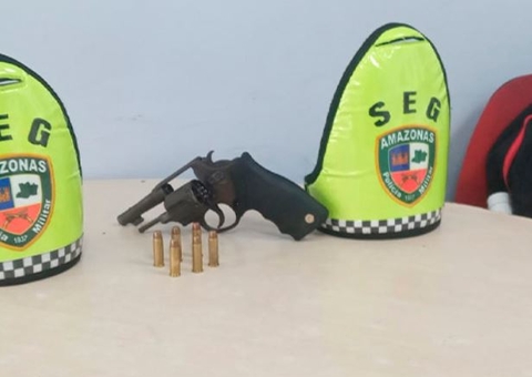 Homem é flagrado com arma e vai parar no hospital após reagir à prisão em Manaus