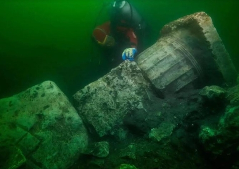 Ruínas de cidade engolida pelo oceano desperta curiosidade