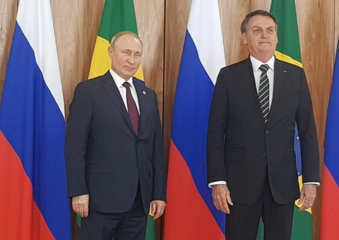 Bolsonaro é convidado por Putin para visitar a Rússia