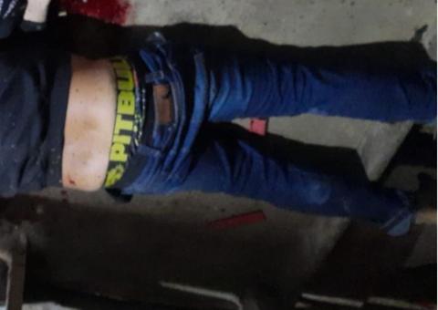 Homem tem cabeça dilacerada ao ser morto com mais de 30 tiros em Manaus