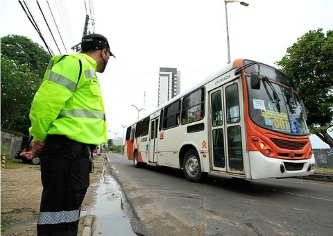 Manaus terá ônibus gratuito no primeiro turno das eleições 2024  