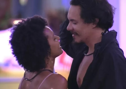 BBB22: Natália deixa Eliezer excitado no jardim: ‘perdoo se me deixar de quatro'