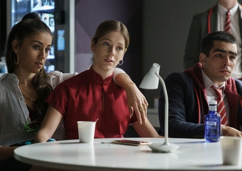 Teaser da 4ª temporada de Elite mostra novos alunos; assista