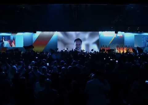 Em telão, Musk pede orgulho e votos para candidata da extrema direita da Alemanha