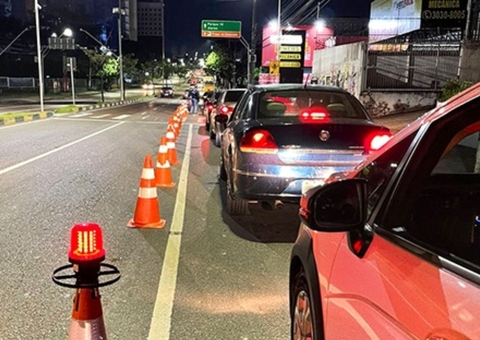 Mais de 10 motoristas são flagrados dirigindo embriagados em Manaus
