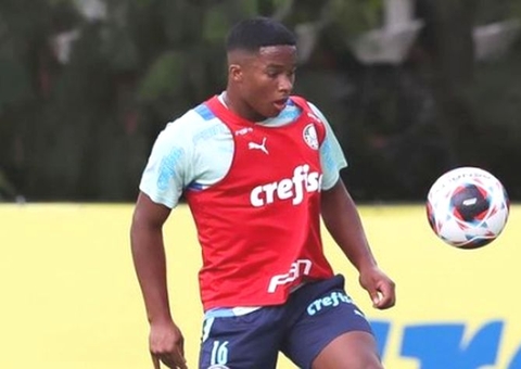 Endrick diz estar triste com pouco espaço no Palmeiras e cita papo com Abel