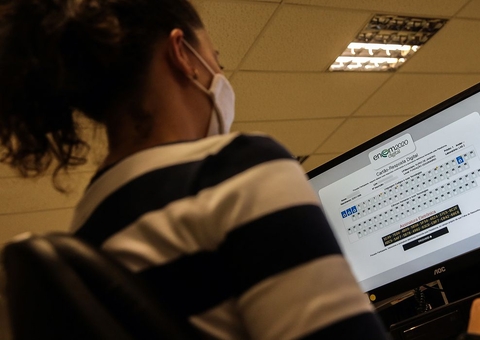 Enem: Confira data para pedido de isenção de taxa de inscrição