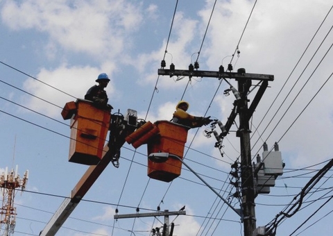 Cinco bairros ficam sem energia nesta quarta-feira em Manaus