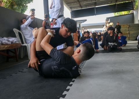 Projetos sociais recebem equipamentos para jiu-jitsu em Manaus