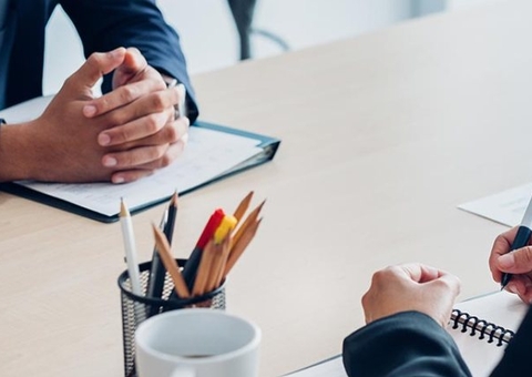 Garçom, motorista, gerente e mais; Confira 60 vagas de emprego do Sine Manaus