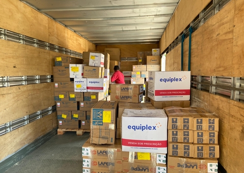 Amazonas envia toneladas de medicamentos a municípios devido ameaça de seca severa