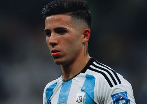 Benfica recusa oferta de 100 mi de euros por revelação da Copa do Mundo